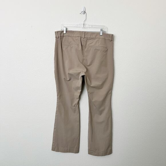 [Old Navy] Mocha Taffy Tan High Rise Pixie Flare Pants Stretch Work Career Sz 16 - Picture 3 of 11